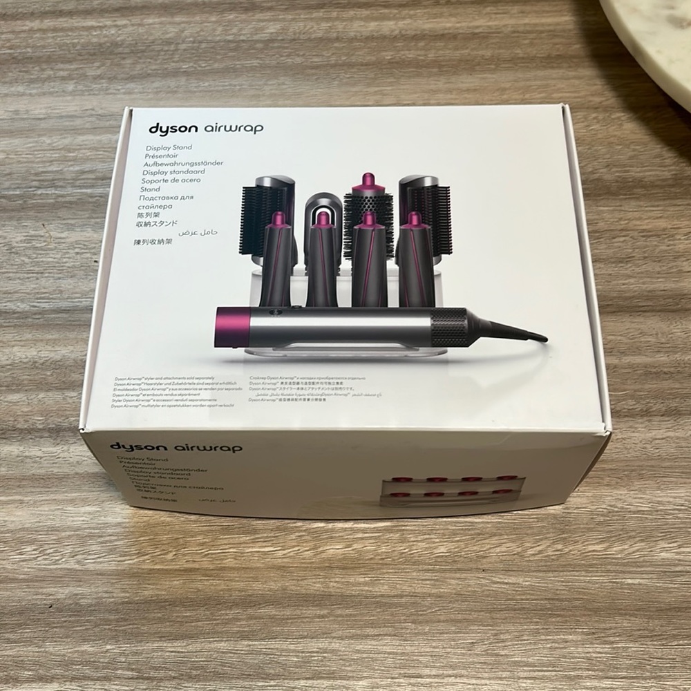 Dyson airwrap display stand